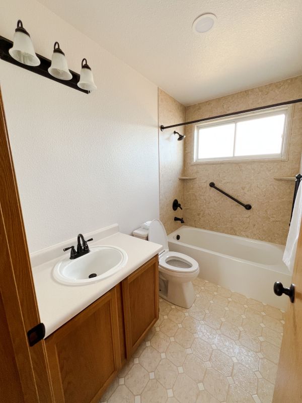 Top Bathroom Remodeling Companies in Newnan, GA